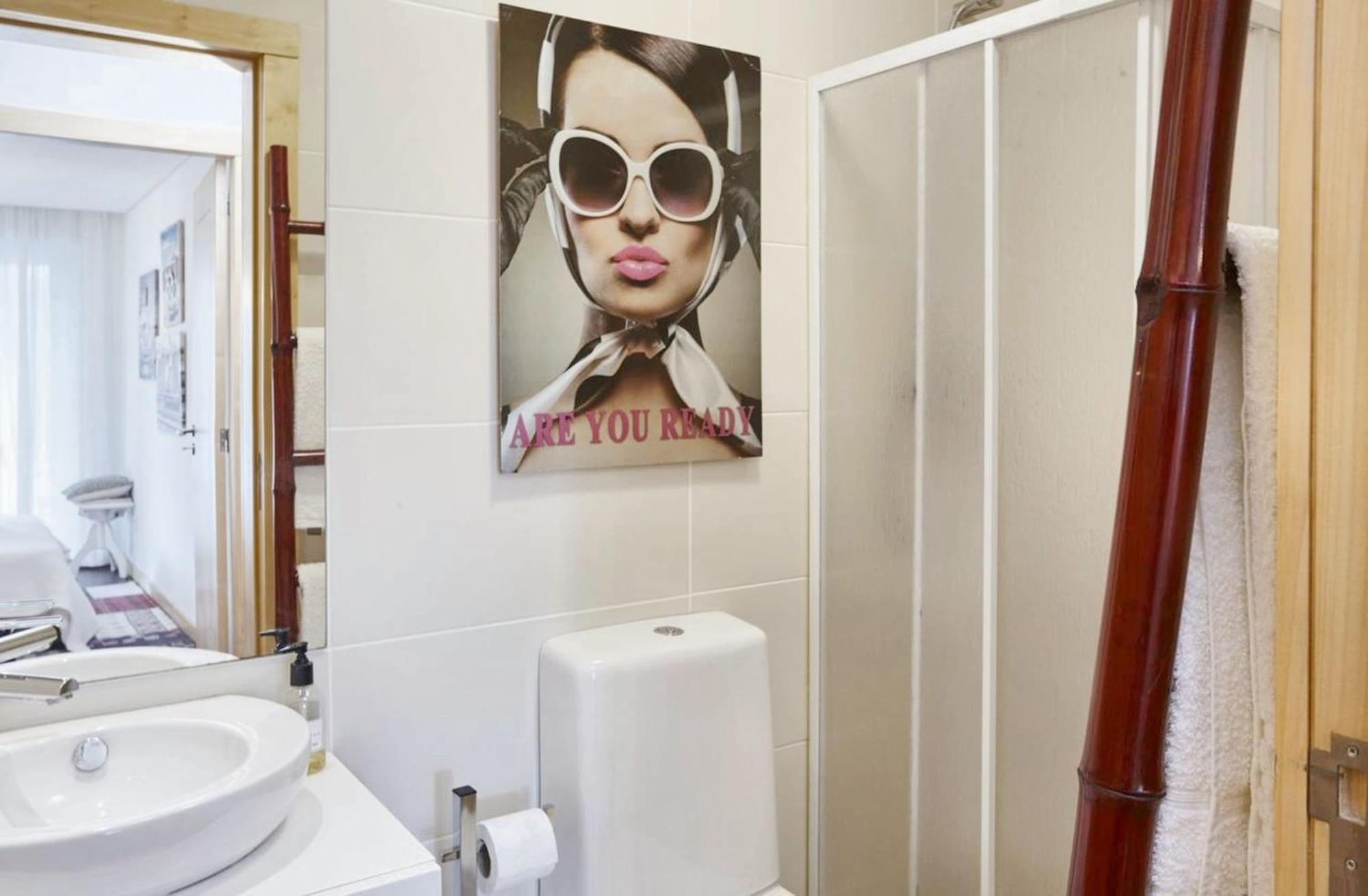 Modern 100m² + Balcony * Oporto